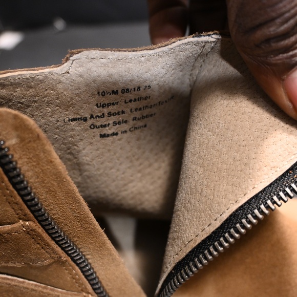 Men’s suede boots main image 5